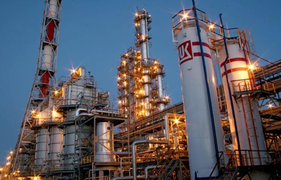 Ukrainian drones ignite major oil refinery in Russia’s Volgograd region