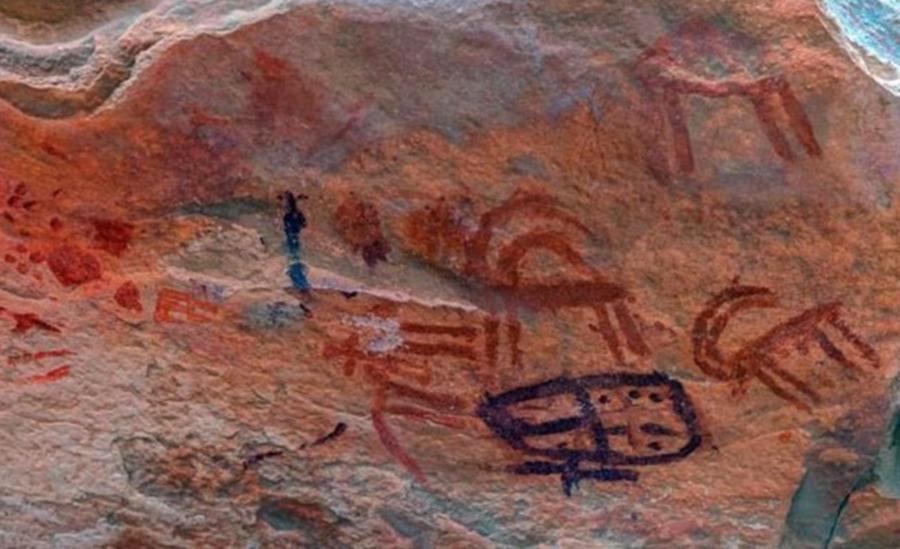 Egipto descubre un sitio de arte rupestre de 10.000 años en el Sinaí