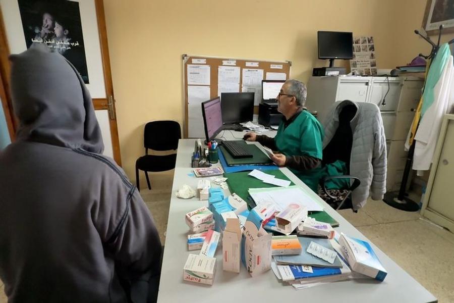 Inondations à Ksar El-Kébir : un dispositif médical d’urgence pour venir en aide à la population