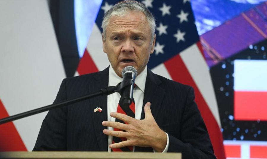 US ambassador cuts ties with Polish parliament leader over Trump criticism