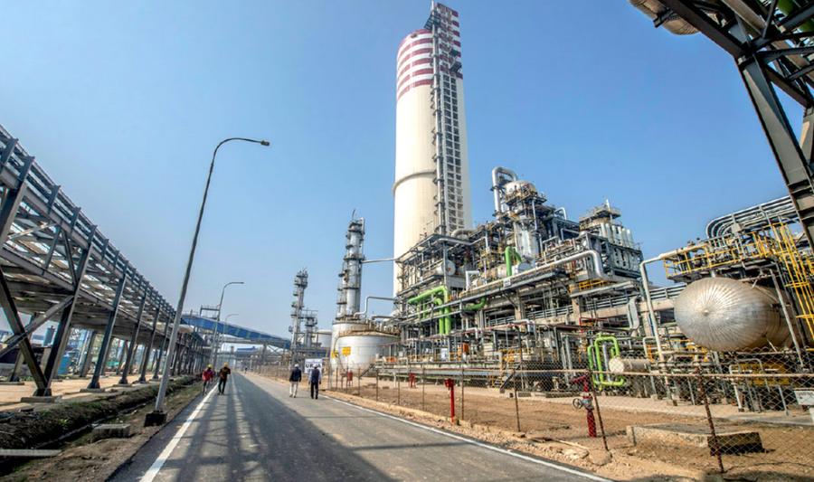 South Asian factories shut as Qatar gas supply disruption spreads