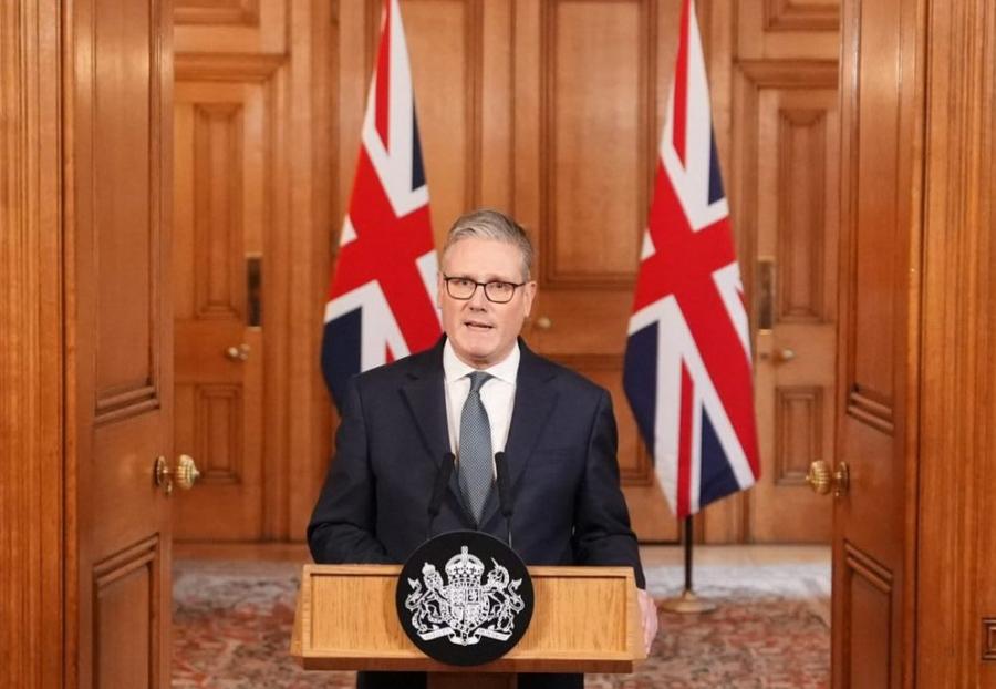Trump says Starmer is “not Churchill” over UK stance on Iran strikes