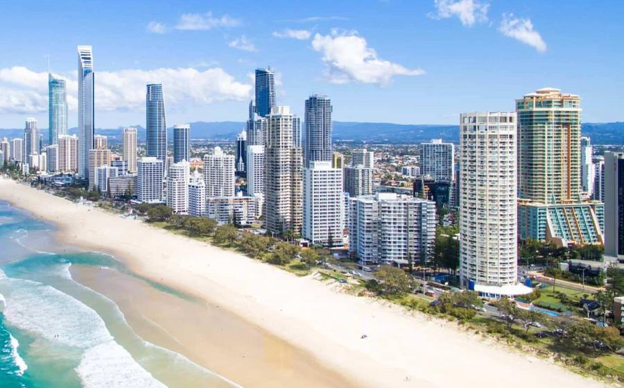 Gold Coast travel guide highlights beaches, theme parks and nature escapes
