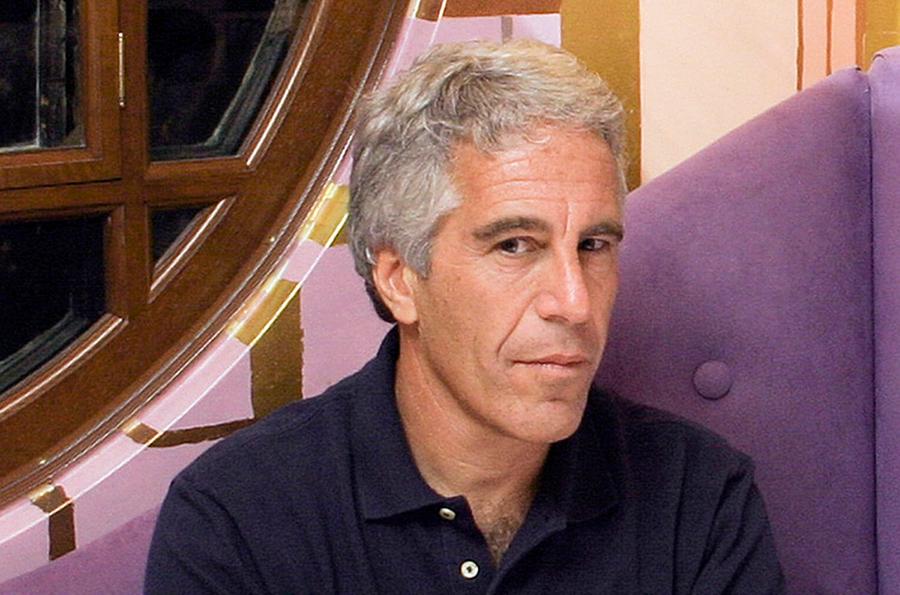 Jeffrey Epstein : du financier influent à l’ombre des scandales sexuels