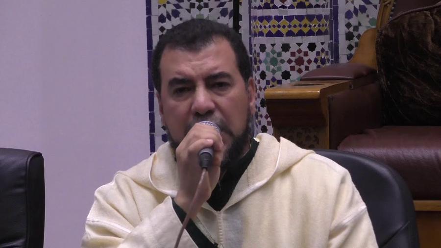 جدوان.. من مغن في الأعراس إلى مقرئ في المساجد