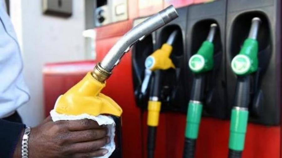 Prix des carburants en Afrique : contrastes entre subventions et taxation