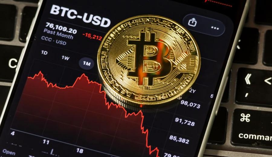 Crypto fear index plunges to extreme lows amid market selloff