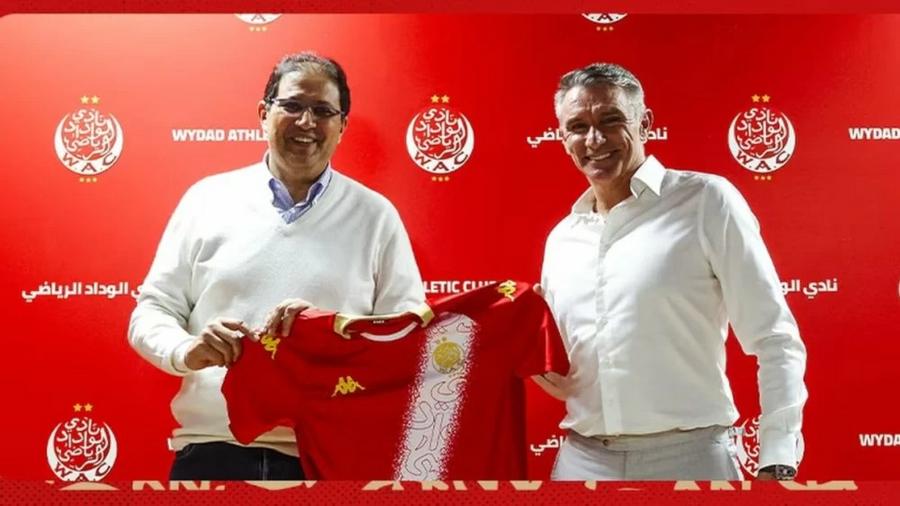 Wydad Casablanca : Patrice Carteron nommé entraîneur pour relancer la dynamique du club