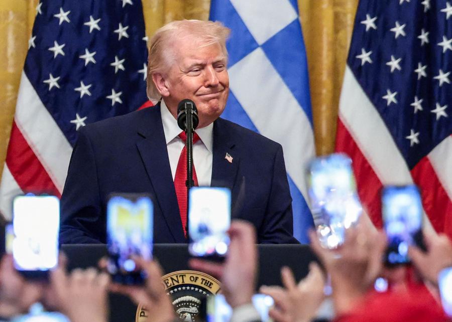 États-Unis : la signature de Donald Trump bientôt sur les billets de dollar