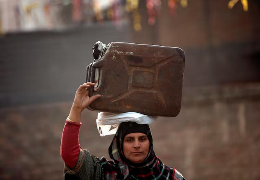 India relaxes kerosene regulations to address energy supply disruptions
