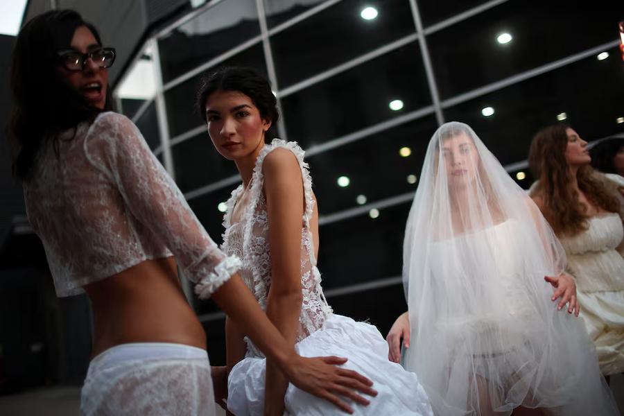 Behind fashion week glamour, Argentina’s textile industry faces mounting pressure