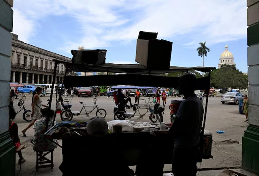 Los cubanos piden diálogo con Estados Unidos en medio de crecientes tensiones