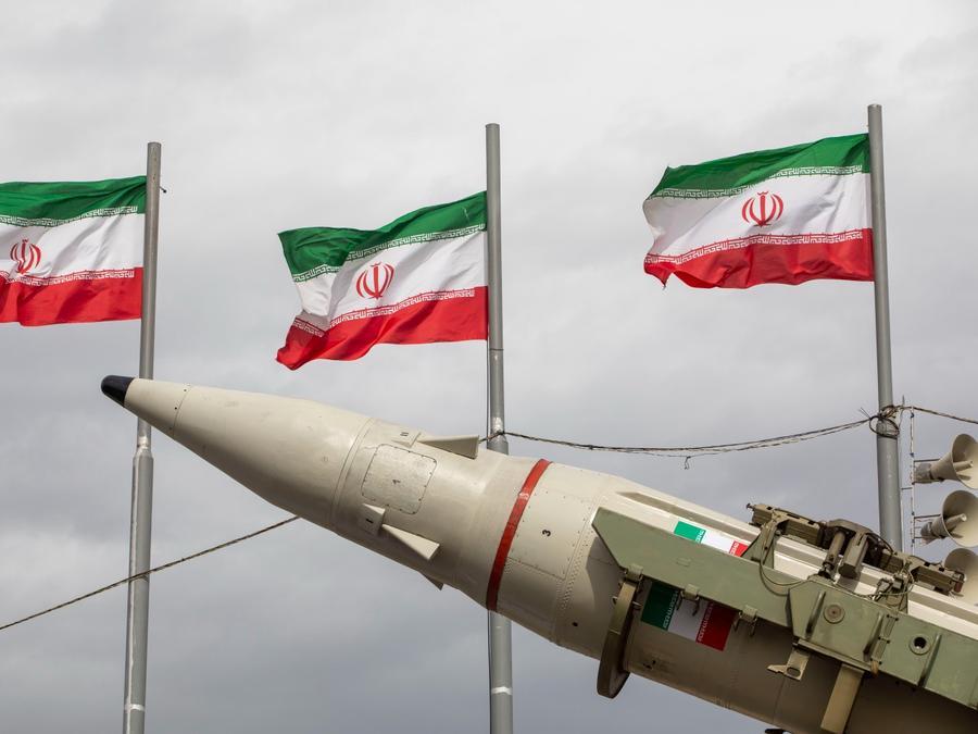 Iranian missile hits residential building near Jerusalem, causing deaths and injuries