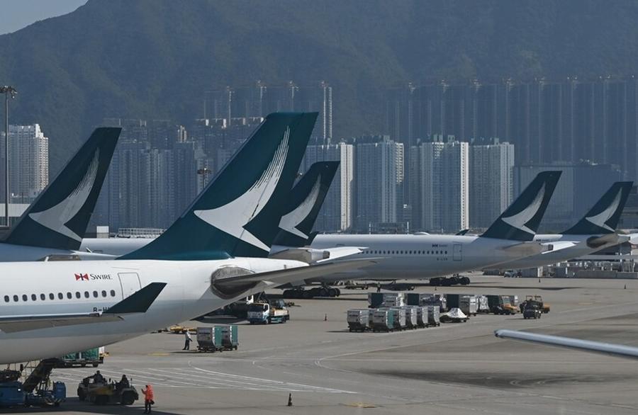 中东地区空域关闭，军事冲突升级，空中交通瘫痪