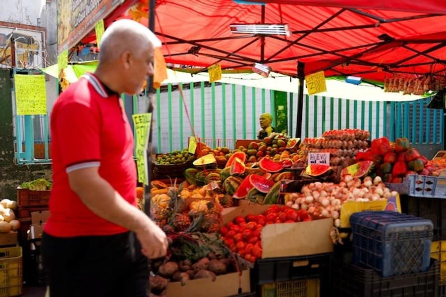 Venezuelan inflation slows to 14.6% in February, central bank reports