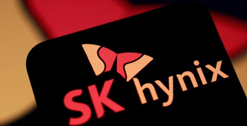 SK Hynix weighs 0.5% underwriting fee as landmark US ADR listing moves closer