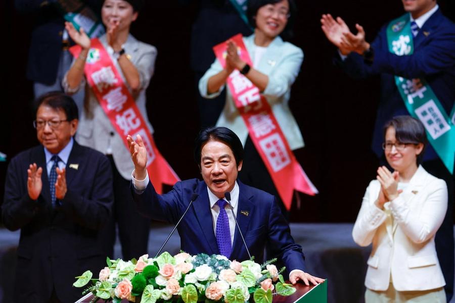 台湾总统呼吁团结以捍卫民主，面对中国的 renewed pressure