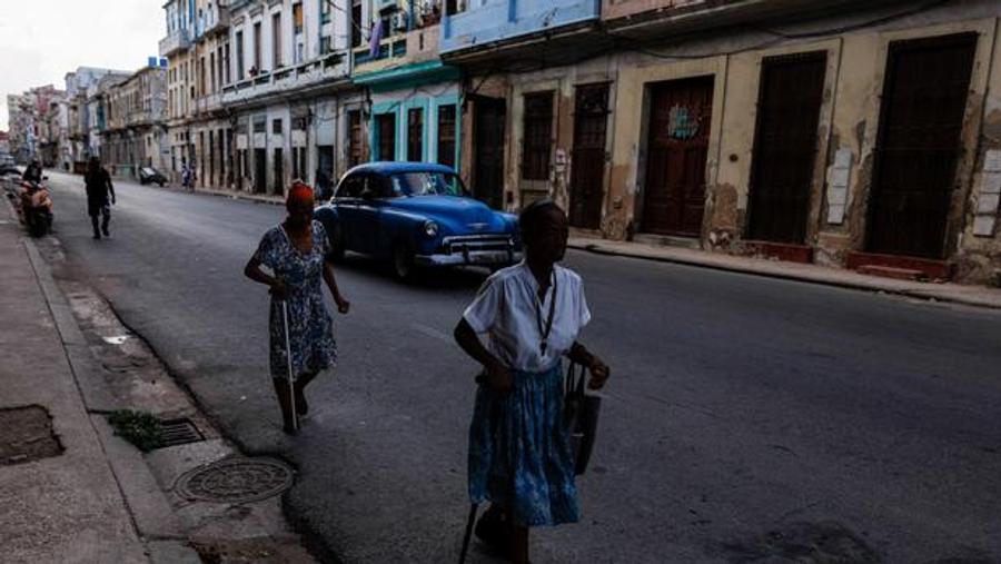 Spaanse NGO zeemissie levert humanitaire hulp aan Cuba