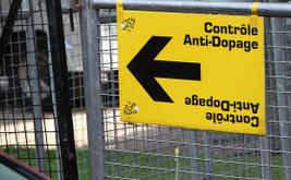 Lance Armstrong criticizes overnight anti-doping tests during Tour de France