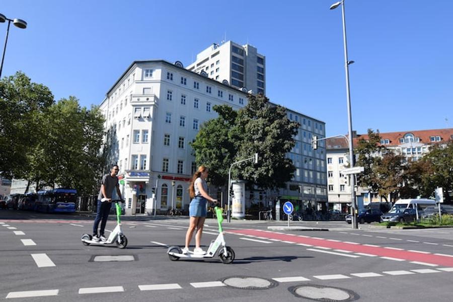 Ireland tightens e-scooter rules with higher age limit, licensing and helmet requirement