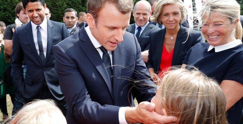 Macron bezoekt Necker centrum en wijst op gezondheidskloven bij kinderen in Frans zorgsysteem