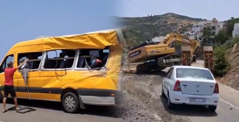 Three killed after excavator overturns onto minibus near Tetouan