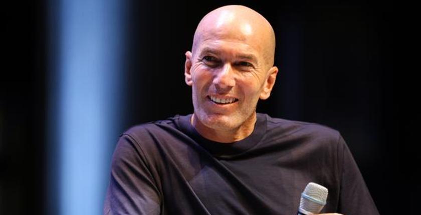 Fransa Spor Bakanı, Zinedine Zidane'ın Fransa milli futbol takımı için büyük bir kazanım olacağını söyledi