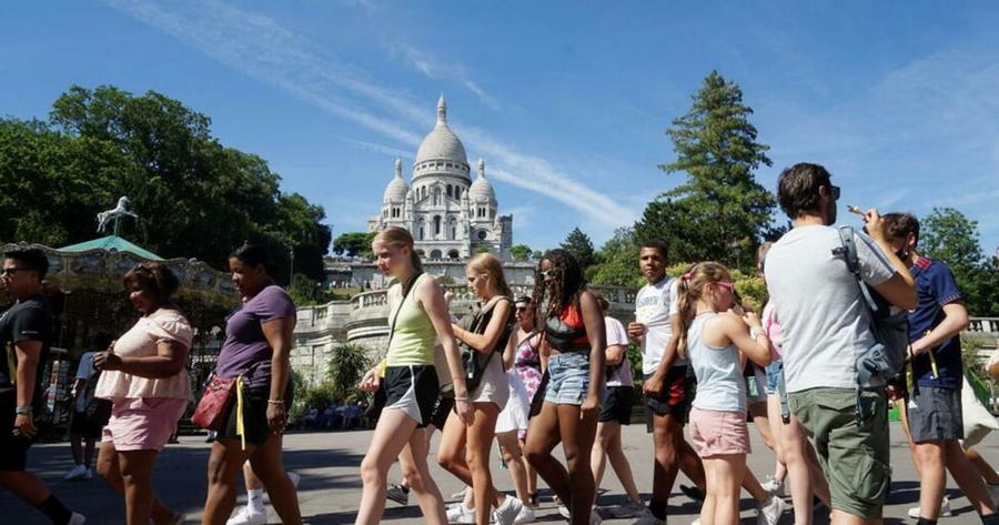 Tourisme : les réservations estivales confirment une saison prometteuse en France