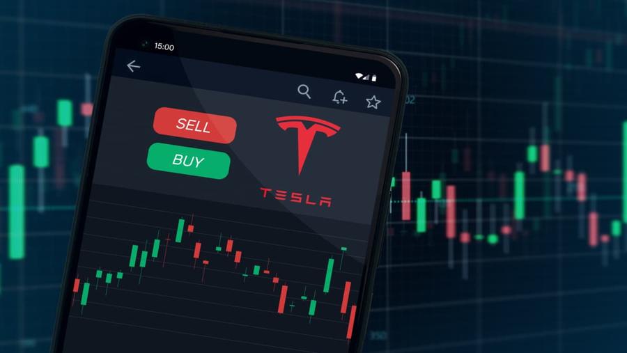 Alphabet and Tesla shares tumble on Wall Street after quarterly results