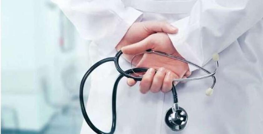 Près de 700 médecins quittent le Maroc chaque année : un défi majeur pour le système de santé
