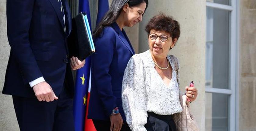 Franse minister van Milieu Monique Barbut blijft in de regering na verzoek van Macron