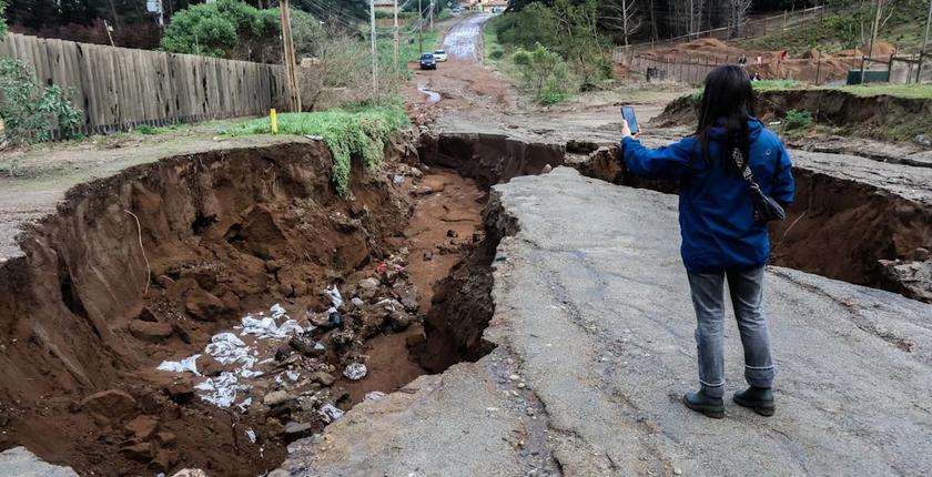 Chili : le bilan de la tempête meurtrière s’alourdit, plus de 60 000 personnes restent isolées
