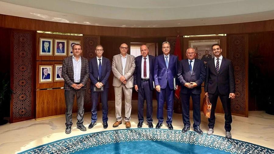 تنصيب اللجنة المؤقتة للمجلس الوطني للصحافة تمهيداً لتنظيم انتخاباته