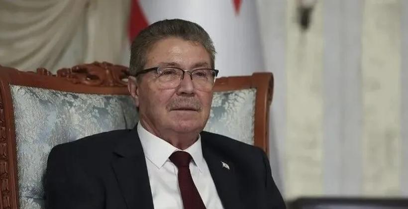 Лидер кипрских турок поддерживает позицию Анкары по переговорам о Кипре и равным правам