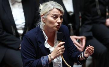 France plans new healthcare reimbursement reforms shifting costs to private insurers