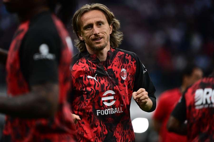 Luka Modric prolonge avec l’AC Milan jusqu’en 2027