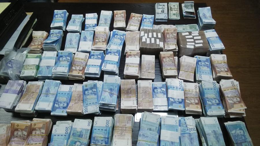 حجز 200 مليون سنتيم داخل حافلة بأمسكرود
