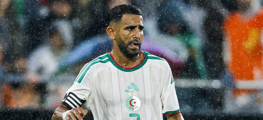 نجم الجزائر يعلن اعتزاله اللعب الدولي بعد وداع المونديال