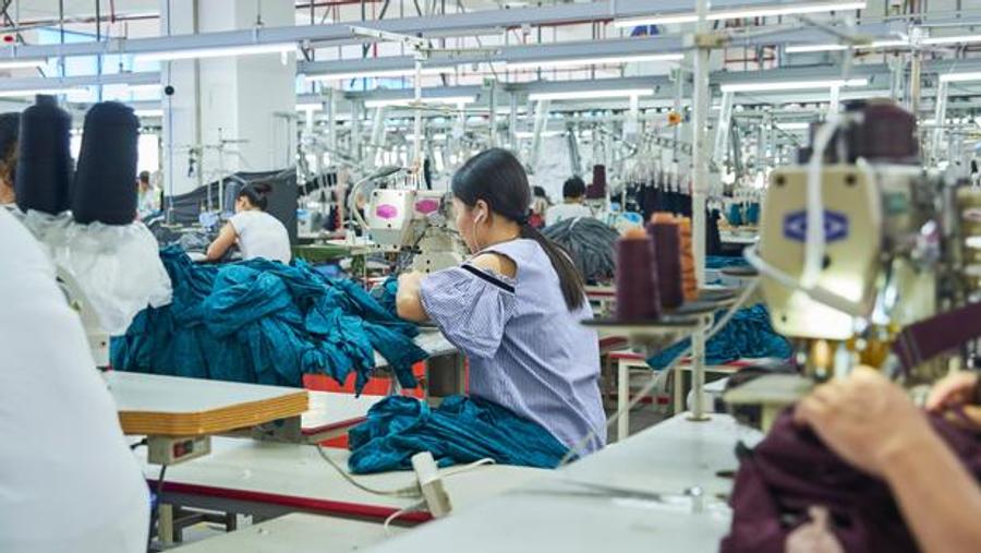 中国制造业在七月份意外收缩，国内需求依然疲软