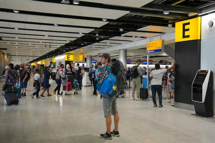 UK regulator limits Heathrow expansion costs passed on to passengers