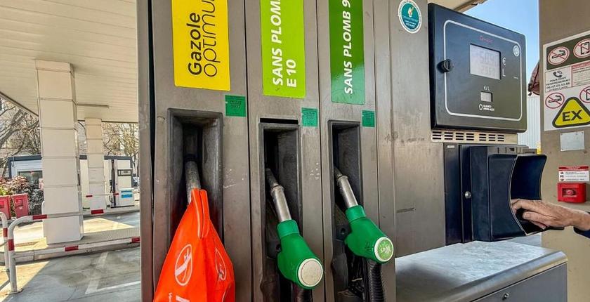 La France prolonge les aides face à la flambée des prix des carburants jusqu’à fin août