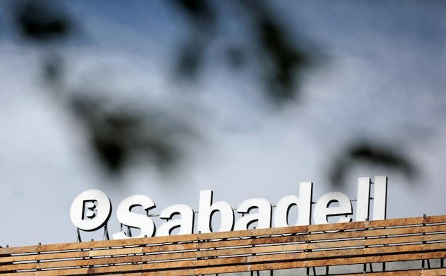 David Martinez cuts Banco Sabadell stake after failed BBVA takeover bid