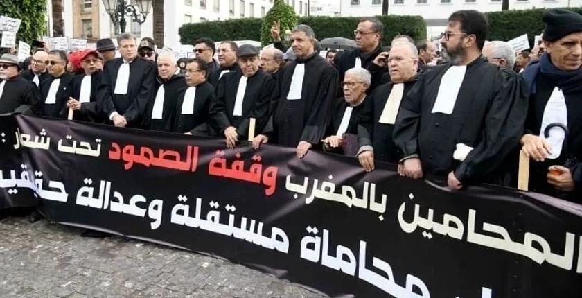 Des avocats poursuivent leur mobilisation contre le projet de loi sur la profession