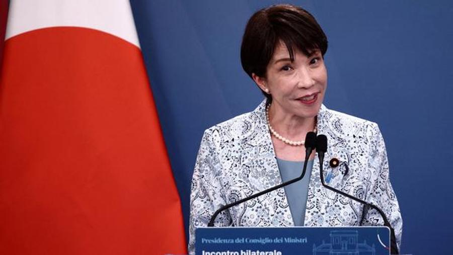 日本首相高市早苗的支持率首次跌破50%