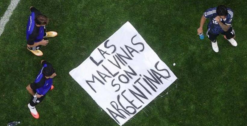 UK calls for FIFA investigation over Argentina's Falklands banner at World Cup