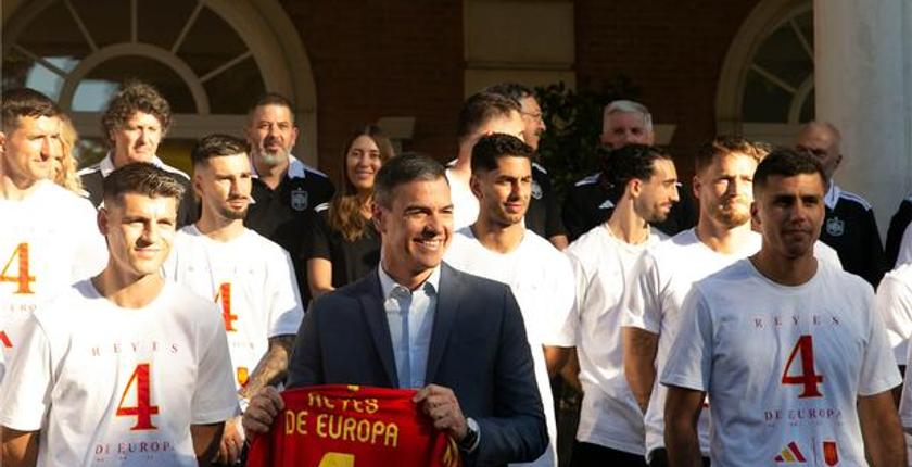 İspanya Başbakanı Pedro Sánchez, Amerika Birleşik Devletleri'nde Arjantin ile 2026 Dünya Kupası Finali'ne katılacak