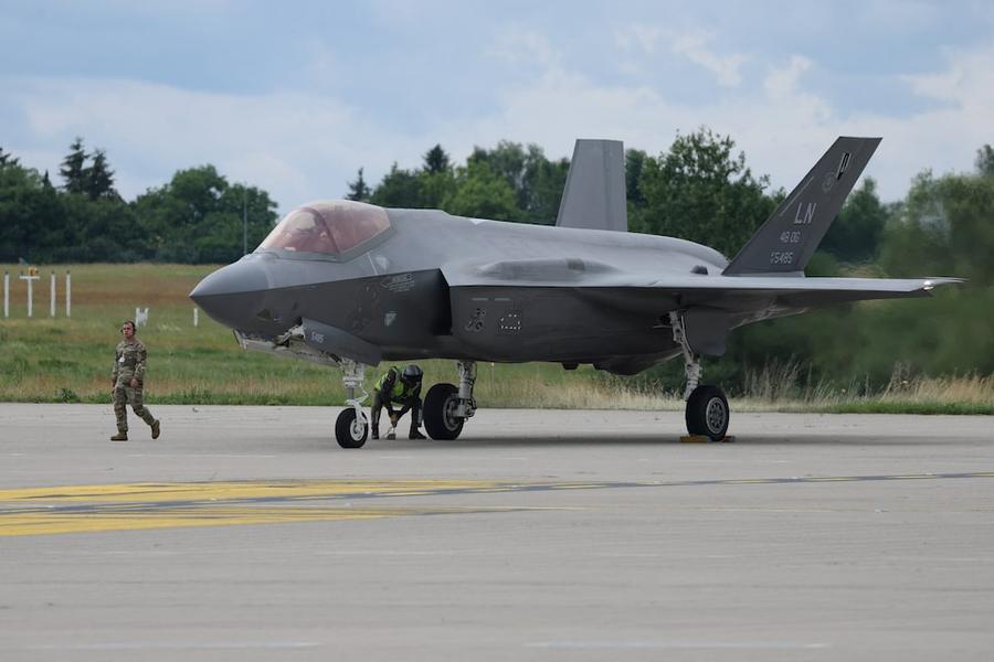 Trump sinaliza fim das sanções à Turquia e considera vendas renovadas de caças F-35