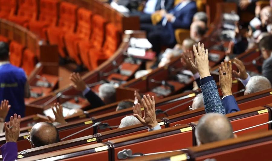 مجلس النواب يصادق بالأغلبية على مشروعي قانون يهمان الصحافيين وحقوق المؤلف