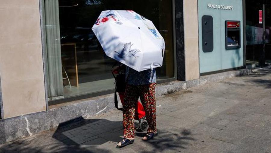 Spain issues Red Heat alerts as temperatures expected to exceed 40°C
