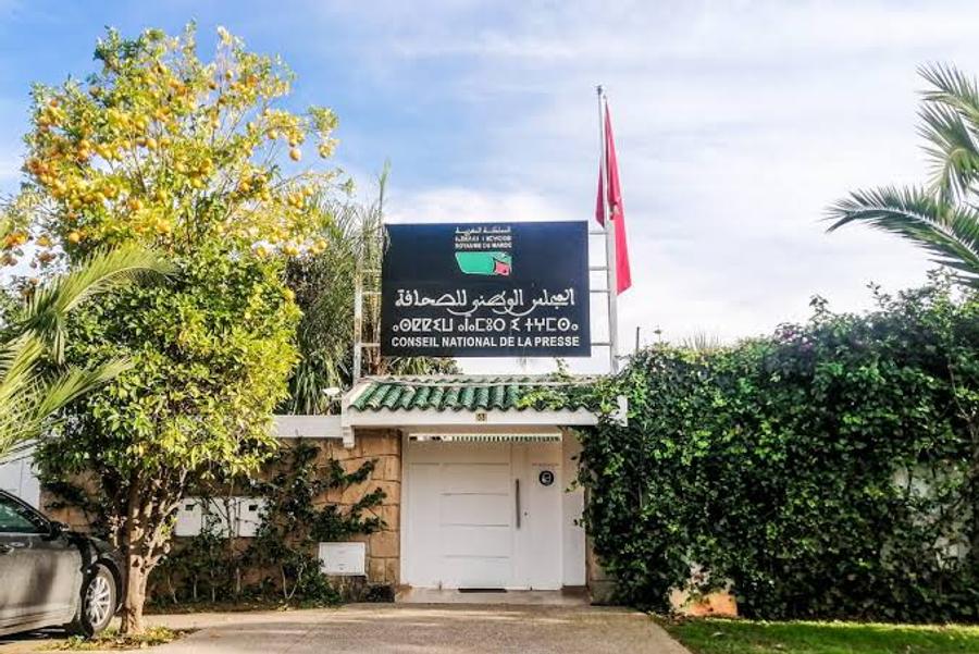 نقابة الصحافة تحذر من أزمة التنظيم الذاتي